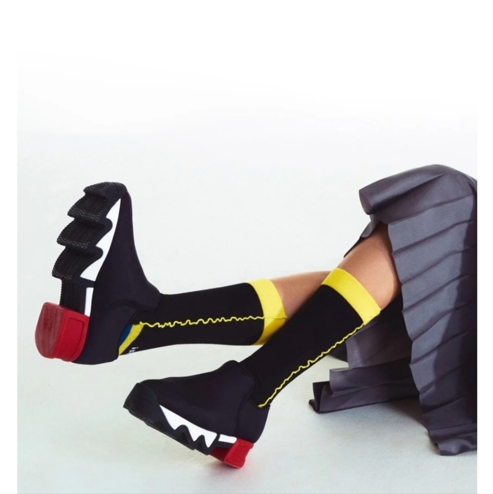iRi WES I Black Red Low Top Sneaker